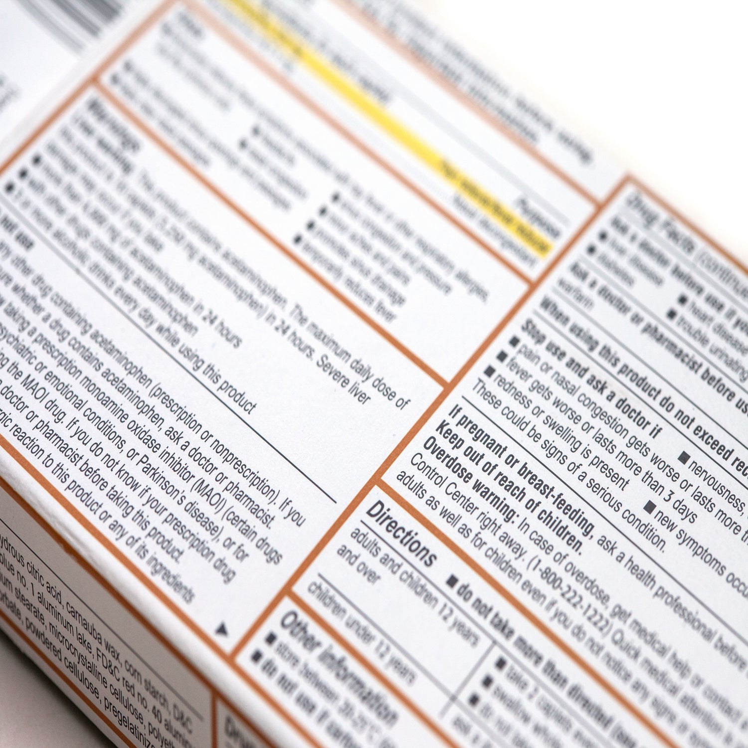 &lt;Drug facts information on the carton of a drug product. Credit&gt; 55582245 © Melinda Fawver | Dreamstime.com